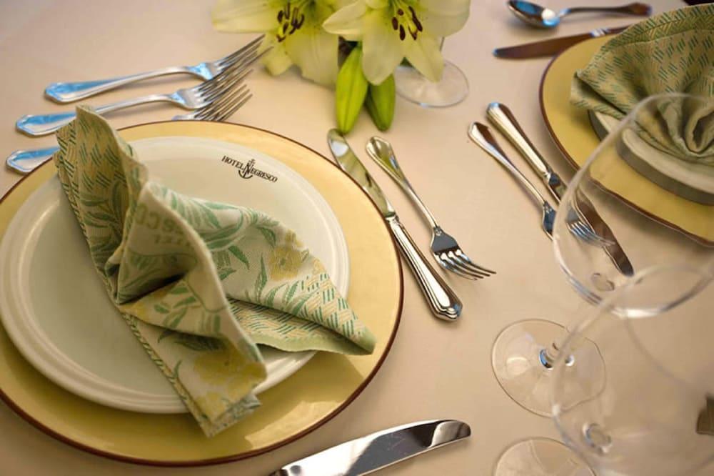 Hotel Negresco กัตตอลิกา ภายนอก รูปภาพ